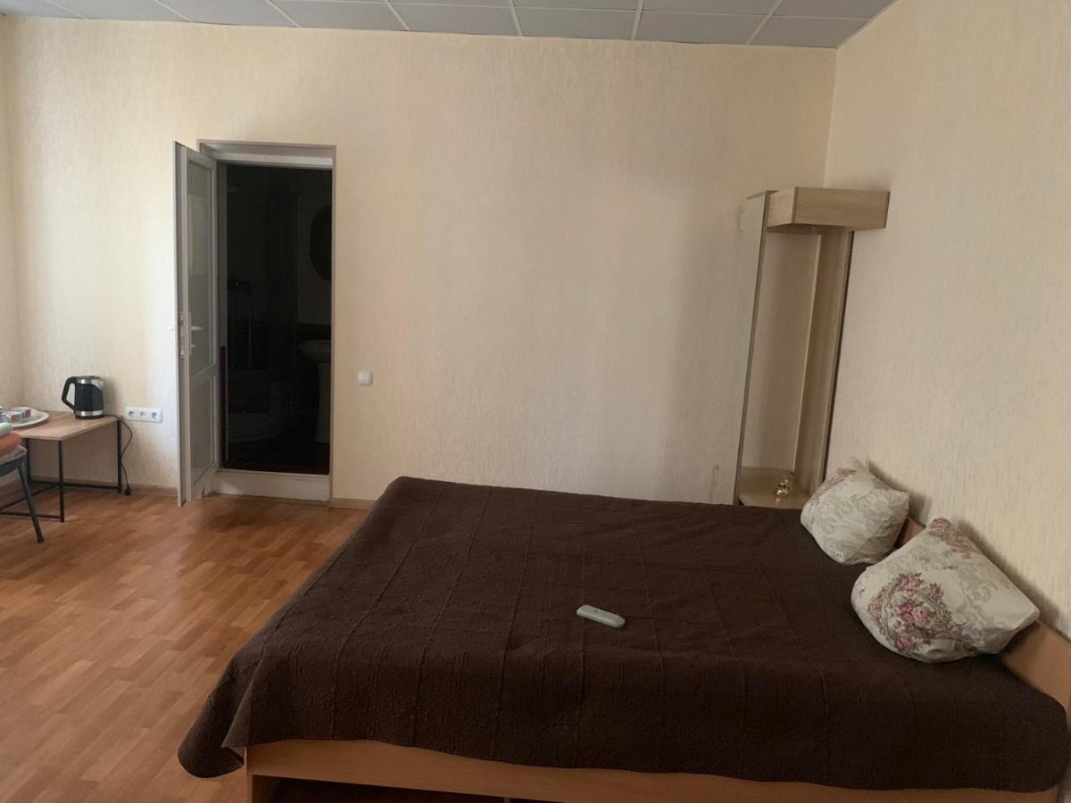 Apartment On Mira Avenue إزمائيل المظهر الخارجي الصورة