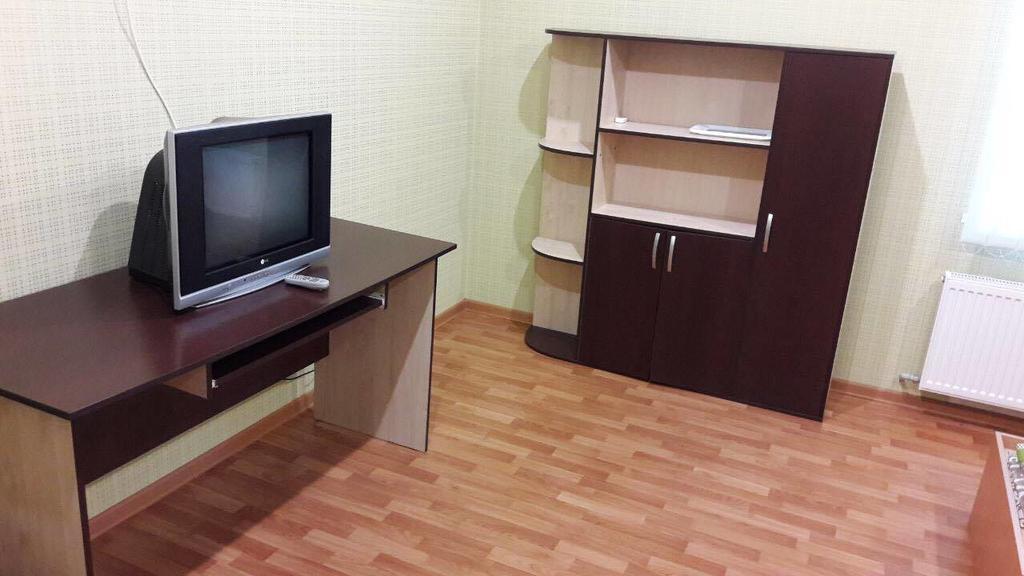 Apartment On Mira Avenue إزمائيل المظهر الخارجي الصورة